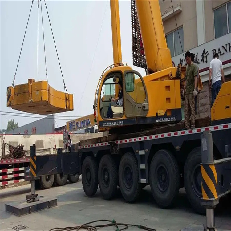 淄博博山当地吊车出租|机器吊装|75吨|工厂搬迁服务