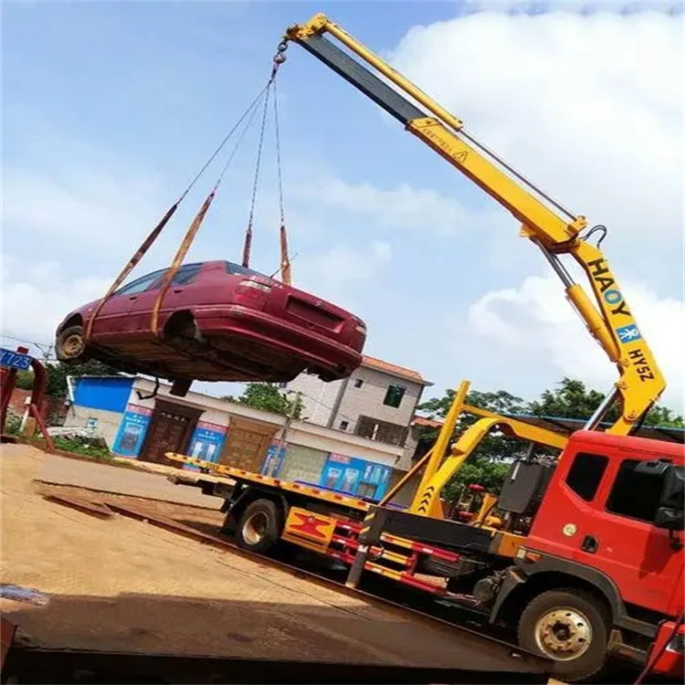 淄博博山吊车吊汽车的正确方法